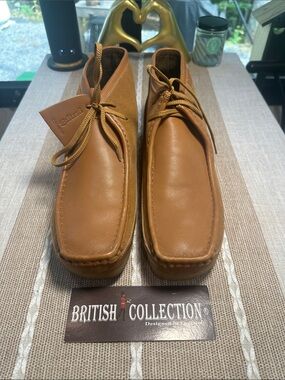 Men’s Tan Leather Chukka Boots